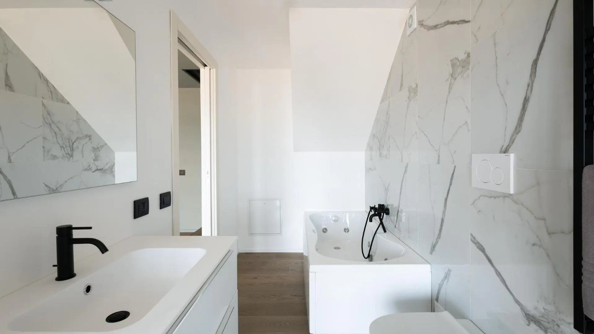 Appartement Venice Penthouse - Loft With Canal View